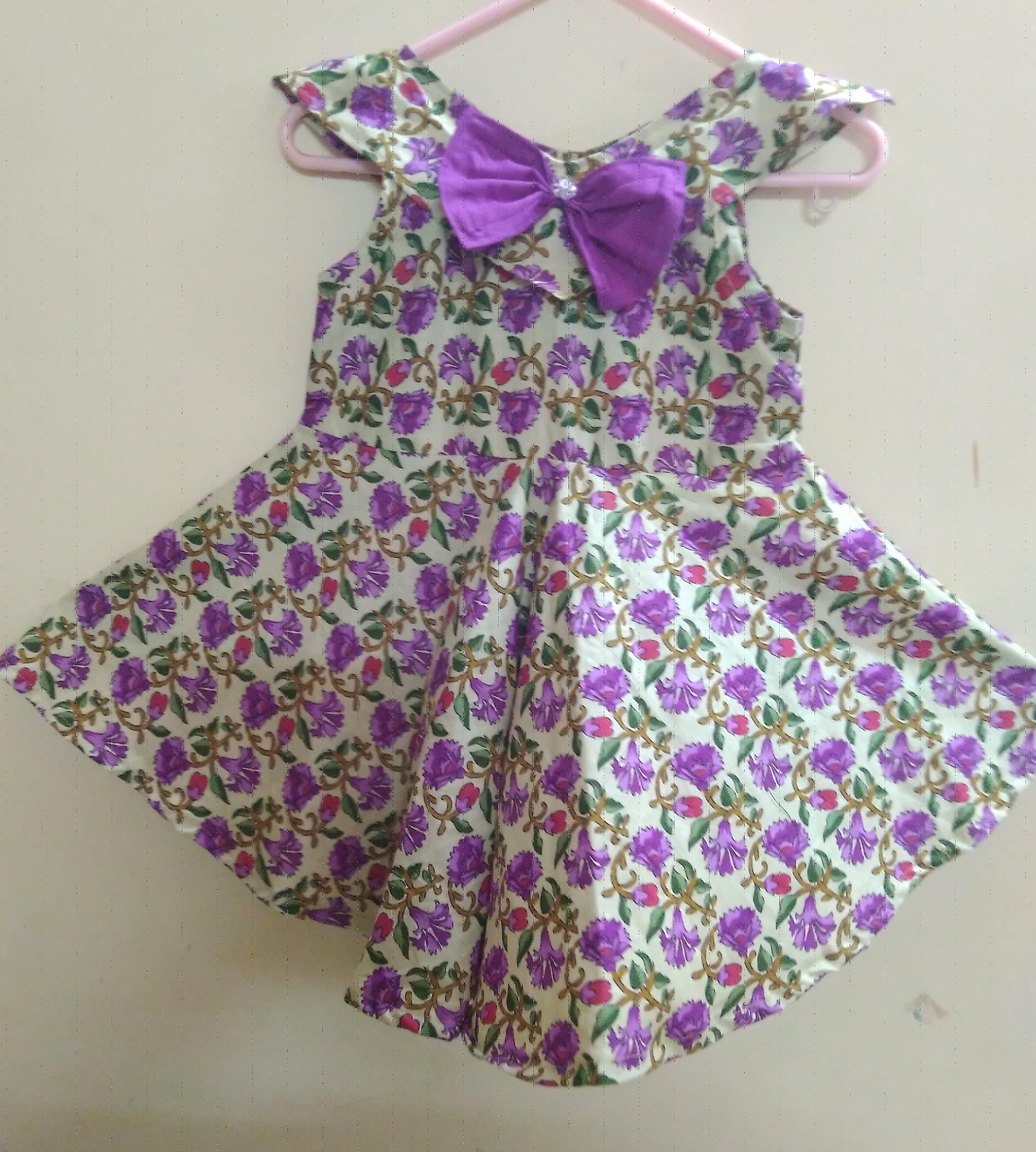 Stylish round yok baby frock cutting and stitching | Baby round yok frock  cutting and stitching | By Abeeha creationsFacebook